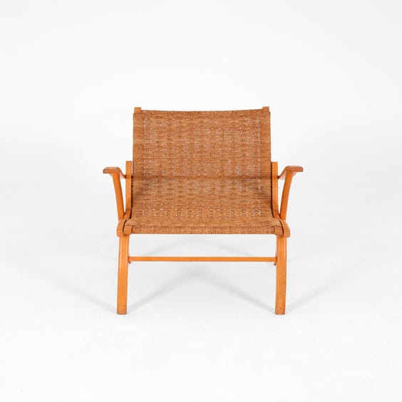 image of Dutch raffia lounge chair