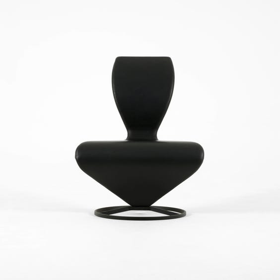 image of Black leather S-Chair