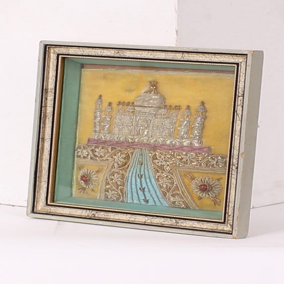 image of Small embroidered Taj Mahal picture