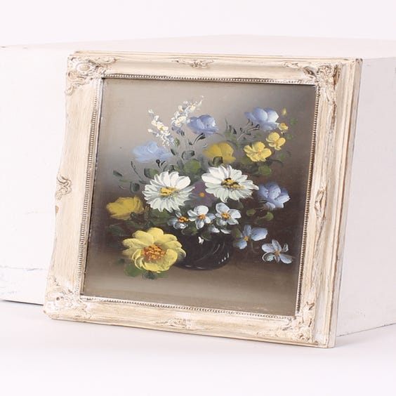 image of Floral oil painting ornate frame