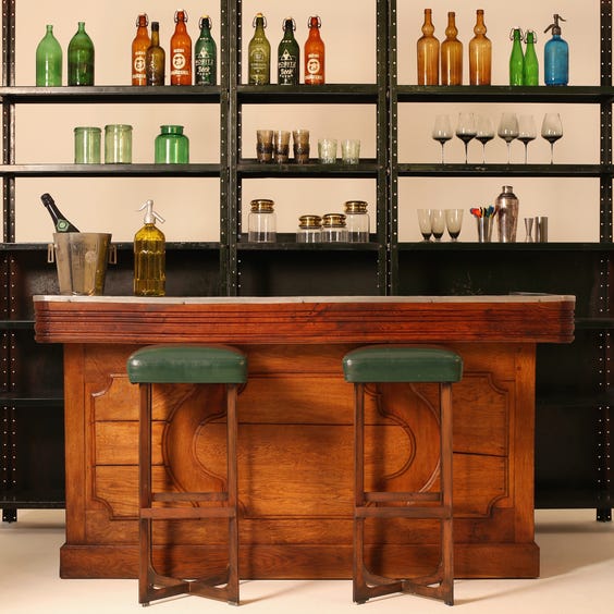 image of 1920's French bar counter