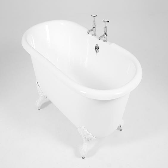image of White free standing bath