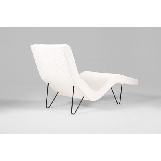 image of Off white bouclé chaise longue