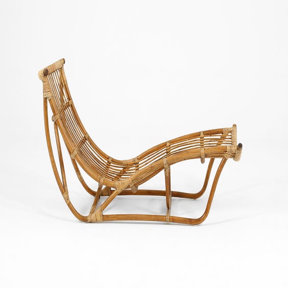 image of Midcentury rattan chaise longue