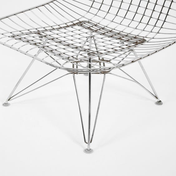 image of Original Eames DKR Eiffel chair