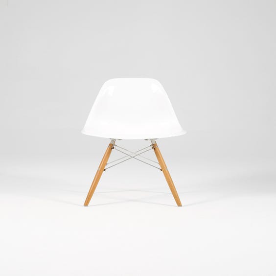 image of White plastic Eames style chair