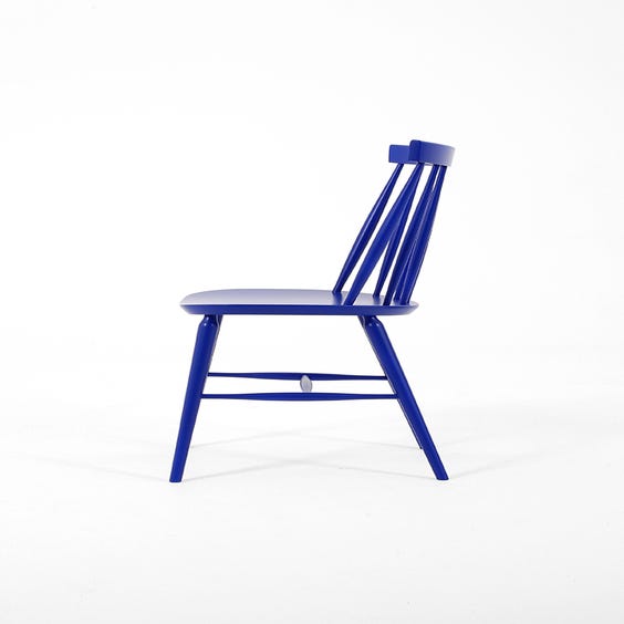 image of Yves Klein blue spindle chair