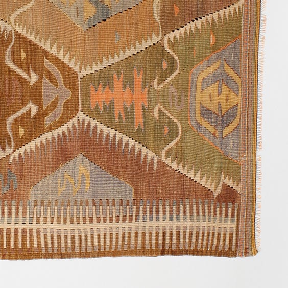 image of Kelim diamond patterned rug