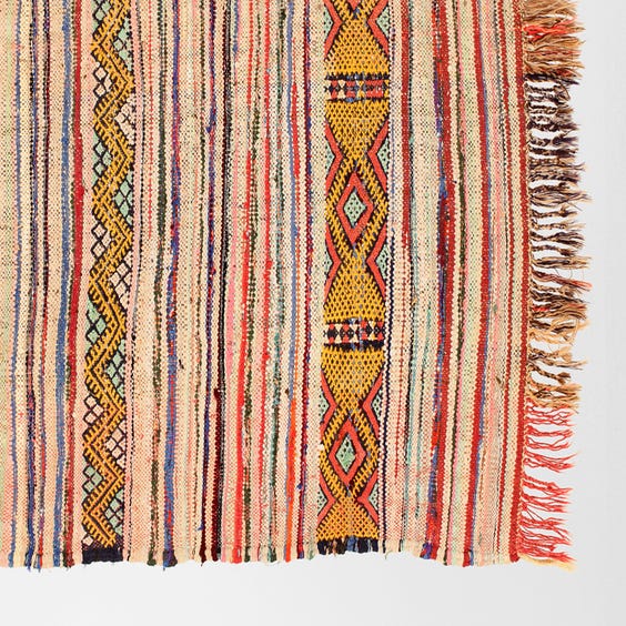 image of Pink Moroccan flat weave rug