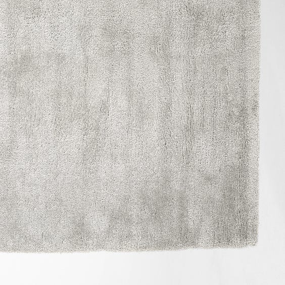 image of Silver grey sheen rug