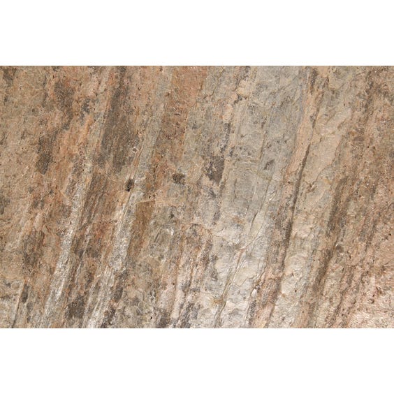 image of Large copper rock veneer surface