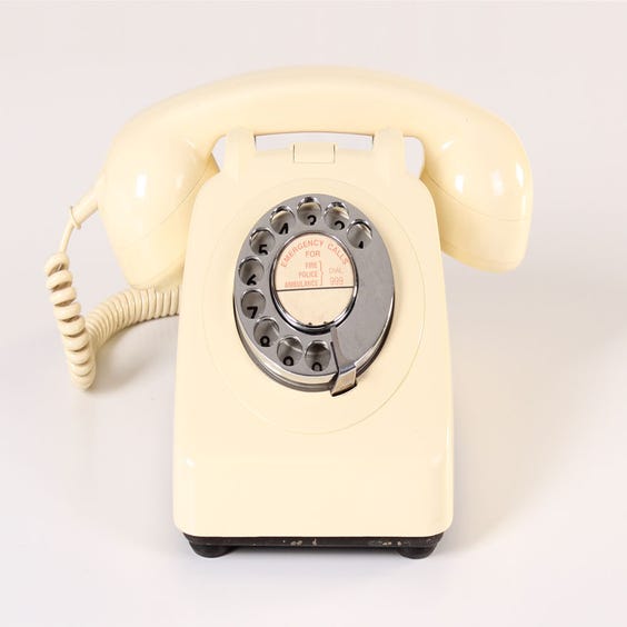 image of Cream vintage telephone
