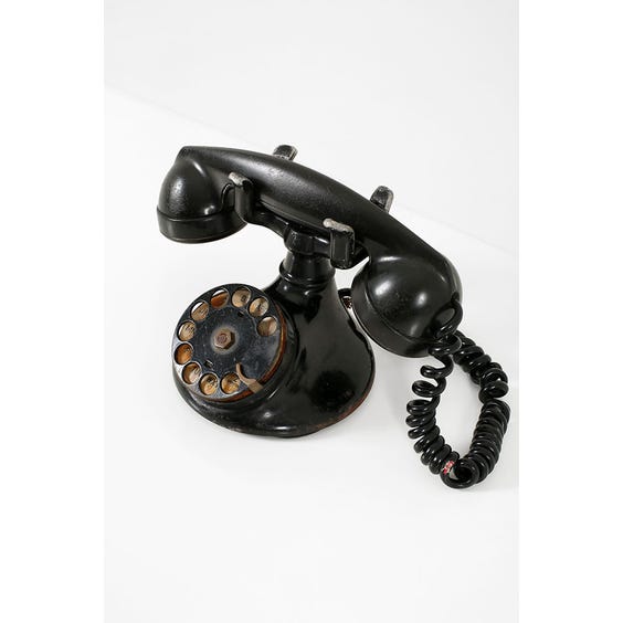 image of Vintage 1930's black telephone