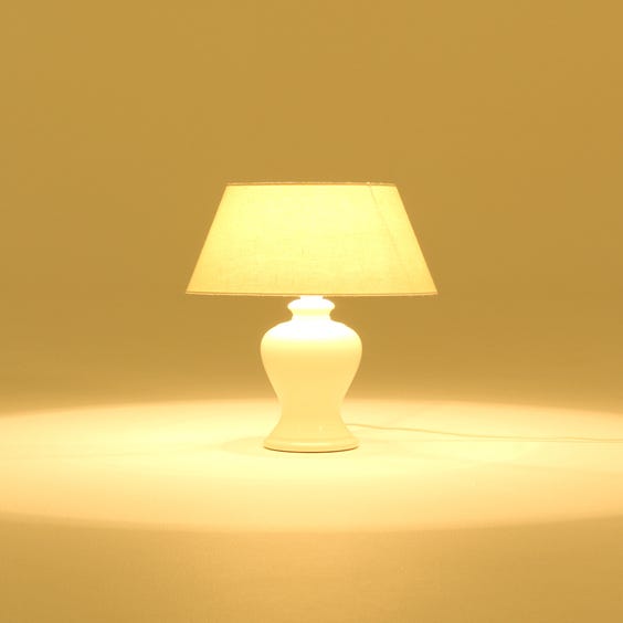 image of Cream ceramic simple urn table lamp