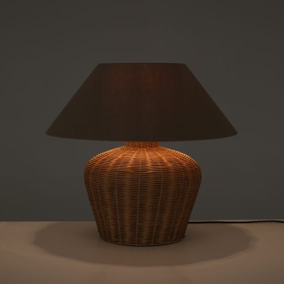 image of Woven jar shaped table lamp